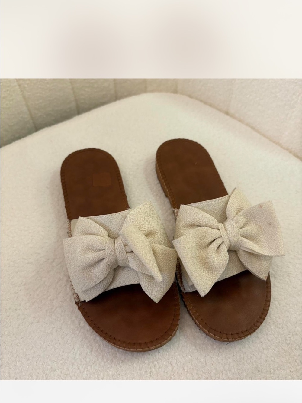 Neutral Bow Slide Sandals - Women